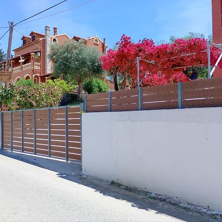 מסונגי Maria Corfu Apartments מראה חיצוני תמונה