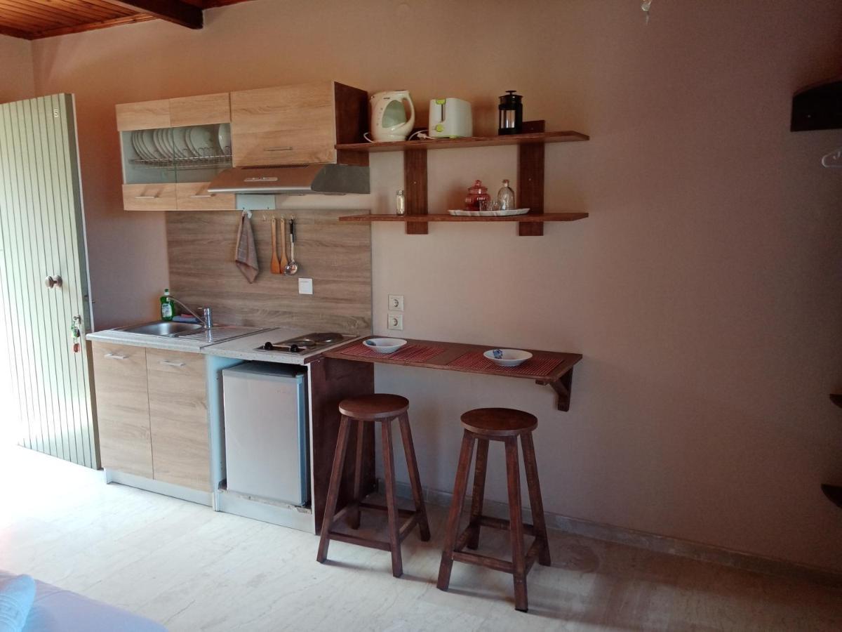 מסונגי Maria Corfu Apartments מראה חיצוני תמונה