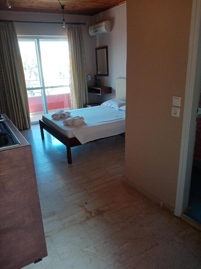 מסונגי Maria Corfu Apartments מראה חיצוני תמונה