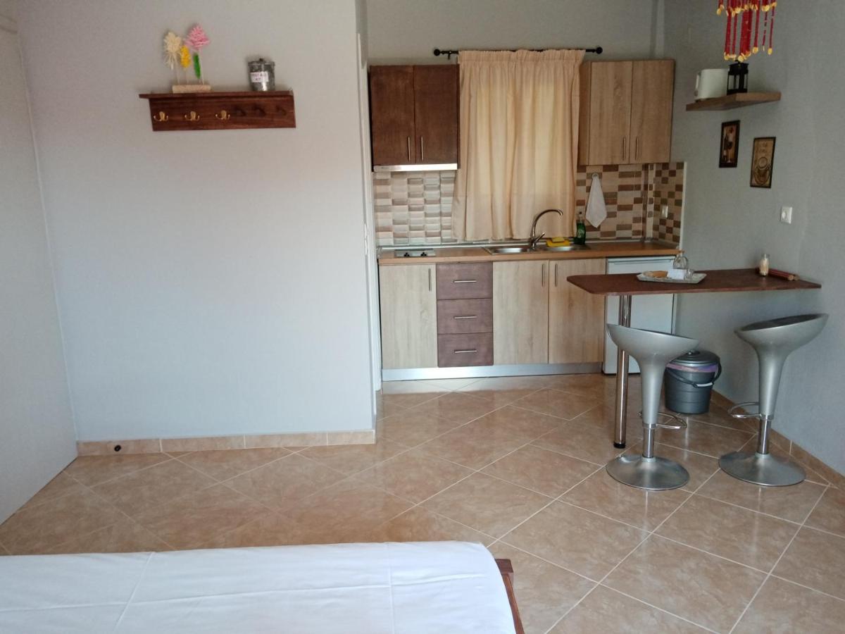 מסונגי Maria Corfu Apartments מראה חיצוני תמונה
