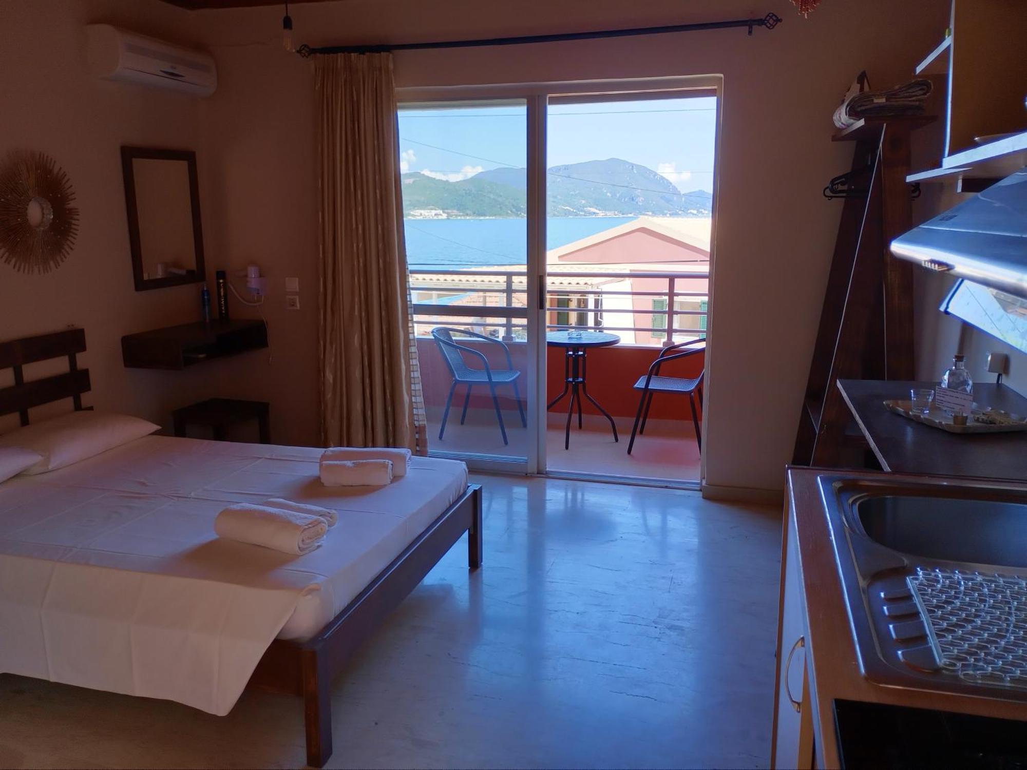 מסונגי Maria Corfu Apartments מראה חיצוני תמונה