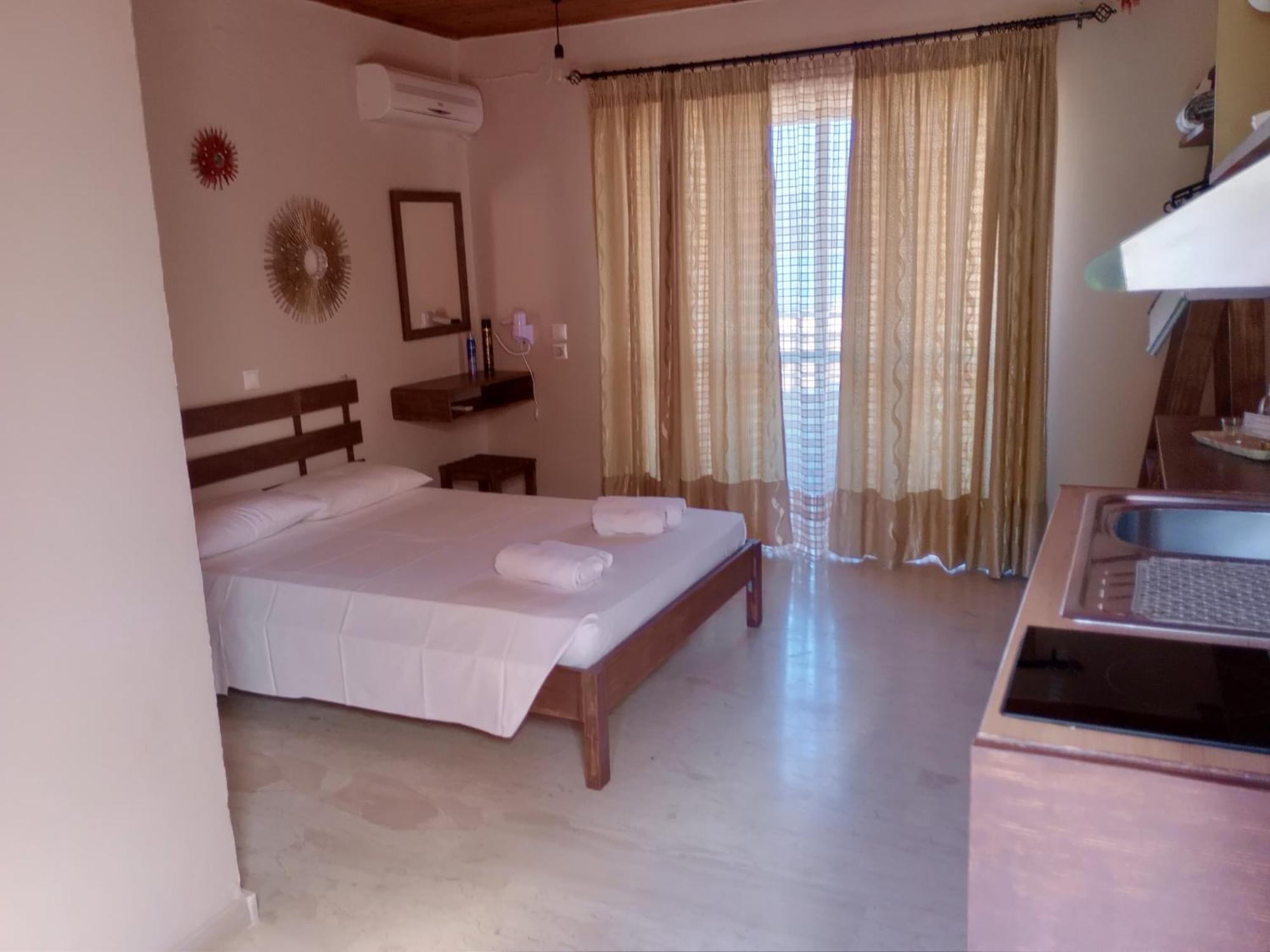 מסונגי Maria Corfu Apartments מראה חיצוני תמונה