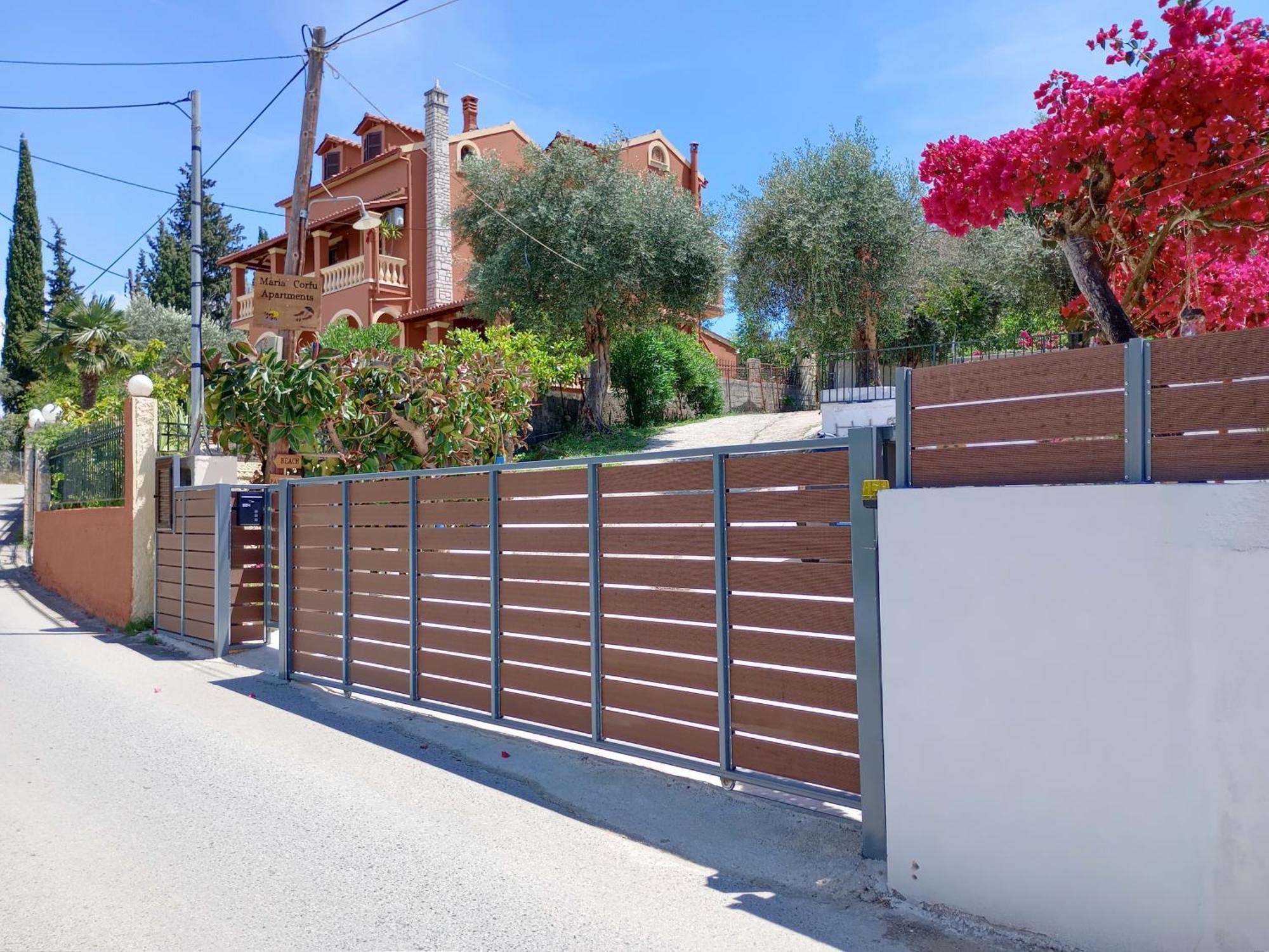 מסונגי Maria Corfu Apartments מראה חיצוני תמונה